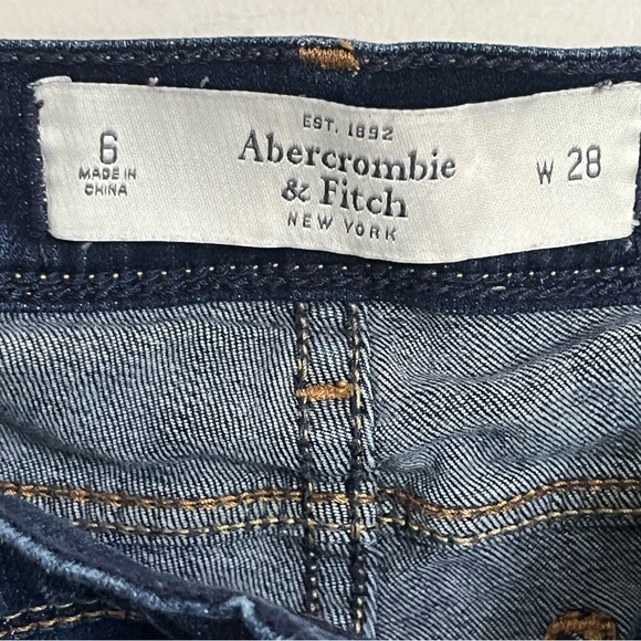 Women’s Abercrombie & Fitch Ankle Length Dark Wash Skinny Jeans Size 6 - Picture 7 of 14